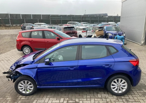 Seat Ibiza cena 15900 przebieg: 68000, rok produkcji 2018 z Staszów małe 211